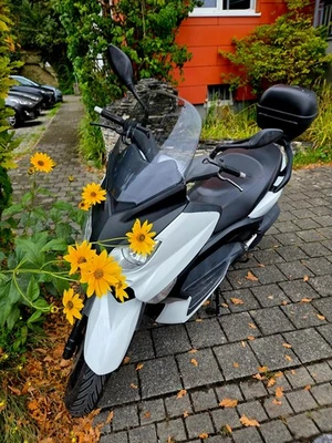 Yamaha X MAX  125  zu verkaufen - Bild 1 von 2
