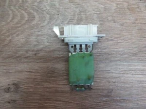 Regulador ventilador resistencia SEAT LEON (1P1) 2.0 TDI 16V - Imagen 1 de 4