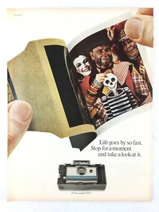 1967 POLAROID CAMERA Clowns Circus - Original Vintage Print Ad - Bild 1 von 1