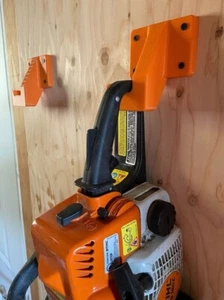 GANCHO DE ALMACENAMIENTO DE MOTOSIERRA DE SUPERFICIE PLANA para STIHL ECHO HUSQVARNA - Imagen 1 de 3
