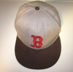 New Era 59Fifty Boston Red Sox Size 7 1/8 Gray with Brown Brim Fitted Hat Cap - Picture 1 of 6