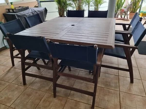 Outdoor setting hardwood square picnic table with 8 chairs - Picture 1 of 6