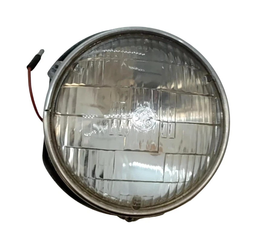 1959 Desoto 左驱动器侧高光束灯组件 1842672 NOS。 — 第 1/4 张图片