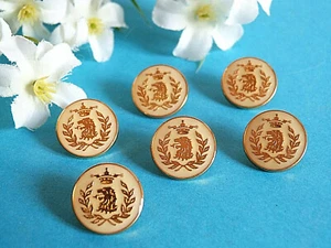 944B Chequerboard Buttons " Coat of Arms " Cream Golden Crown Laurel Lion 6 - Picture 1 of 3