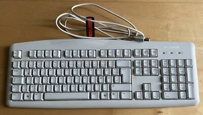 Microsoft Wired Keyboard 200 - Tastatur mit USB Kabel - Bild 1 von 2