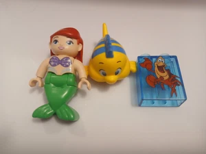 Lego Duplo Figura Principessa Sirenetta, Blocco Pesce e Granchio - Foto 1 di 1