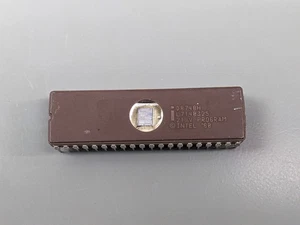 (2) Intel 8748 Microcontroller ICs ~ D8748H MCS-48 UV EPROM ~ Tested Good - Picture 1 of 2