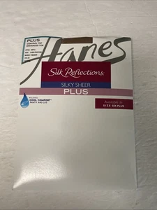 Hanes Silk Reflections Silky Sheer Size Four-Five Plus Control Top kaum da - Bild 1 von 5