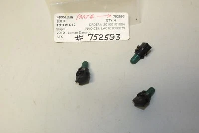 x3 piezas. OEM NUEVO 99-02 DAEWOO CLIMA/CENICERO BOMBILLA (3 BOMBILLAS) 752593 #310 Foto 1 de 4