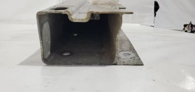 Parachoques trasero refuerzo interior OEM 2003 Jaguar X Type Foto 1 de 4