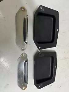 TRIUMPH SPITFIRE MK4 1500 INNER DOOR PULL HANDLES - Picture 1 of 1