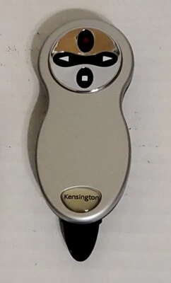 Puntero láser rojo remoto inalámbrico para presentación Kensington 33062 con dongle USB Foto 1 de 4