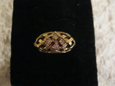 AVON SPARKLING BASKET WEAVE RING - SIZE 7 1/2 - Изображение 1 из 2