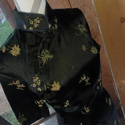 Vintage Chinese Cheongsam Black Silk(?)  Gold Lame Tailor Made Qipao Dress Size8 - Image 1 of 4