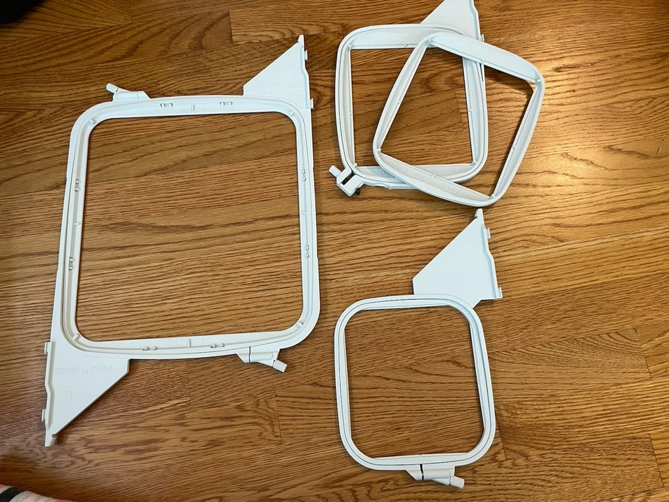 LOT Of 3 Pfaff Embroidery Hoops All Texture 130x130; 260x225; 120x115 - Image 1 of 4