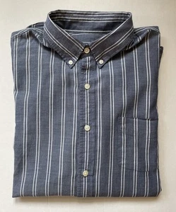 J Crew Shirt Men’s Large Blue Lightweight Chambray Button Down Long Sleeve - Picture 1 of 7