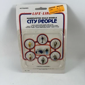 Vintage Life-Like HO Model Railroad Hand Painted City People 1119 In Package - Picture 1 of 5