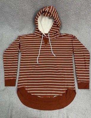 Sudadera con capucha Sherpa a rayas rojas/naranja Maurices talla pequeña Foto 1 de 4
