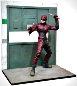 NEW MARVEL DIAMOND SELECT TOYS DAREDEVIL NETFLIX DELUXE 7" FIGURE 2017 RARE !!! - Imagen 1 de 3