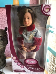 Voici la jolie Emilia une magnifique poupée Götz dans sa boite et son certificat - Imagen 1 de 15
