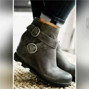 Neu ohne Etikett Sorel Joan of Arc Keilabsatz LL geschnallter Lederstiefel Damen 8 - Bild 1 von 16