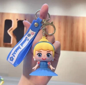 Cinderella #2 Disney Princess Keychain Keyring Pendant Bag - Picture 1 of 6