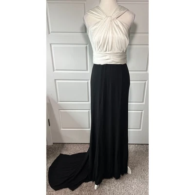 Vera Wang Black White Twisted Halter Neck Evening Empire Gown Maxi Formal Size 6 - Image 1 of 4