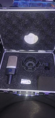 AKG C214 Large Diaphragm Condenser Microphone - Image 1 of 4