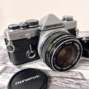 Cámara fotográfica Olympus Om2 SLR 35 mm con lente G.ZUIKO AUTO-W 28 mm F3,5! De Japón - Imagen 1 de 24