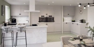 BALMORAL / BUCKINGHAM KITCHEN NEW - Picture 1 of 7