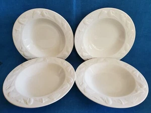 Lynn's Stoneware ~ "Seashore" ~ Rimmed Soup Bowls ~ Set of 4 ~ Embossed Shells - Picture 1 of 11