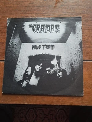 THE CRAMPS Drug Train 45 Tours Pressage UK 1980 - Photo 1/4