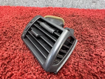 Rejilla de ventilación de aire delantera derecha del lado del pasajero BMW E46 M3 1999-2006 OEM 106K Foto 1 de 4