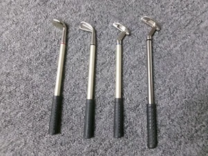 Set mit 4 Miniatur Golfschläger Schreibstiften - Holz, Eisen & 2 Putter - 6" lang - EUC - Bild 1 von 4