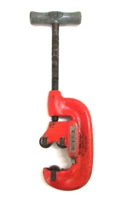 RIDGID No. 1 HEAVY DUTY PIPE CUTTER, 1/8” to 1-1/4” - Image 1 of 4