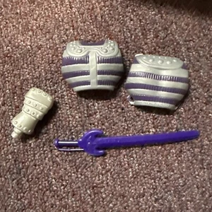 Vintage MOTU FISTO Accessories Chest Armor Fist &sword He-man Masters o Universe - Picture 1 of 11