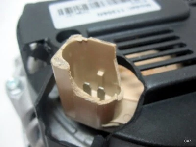 BROKEN PLUG Alternator 11306 for '07-'10 Jeep Grand Cherokee - Image 1 of 4