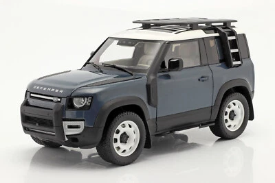 ALM810702 LAND ROVER DEFENDER 90 2020 TASMAN BLUE 1:18 - Immagine 1 di 4