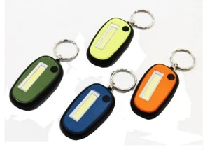 PORTACHIAVI PER CASA ED AUTO CON TORCIA A LED STRIP COB A BATTERIE INCORPORATA - Foto 1 di 1