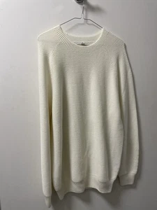 Uniqlo 3D Knit Sweater. - Picture 1 of 2