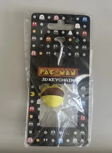 Neu in Verpackung Pac-Man 3D Schlüsselanhänger in Gelb und Braun Arcade Retro-Stil Bandai Namco - Bild 1 von 8