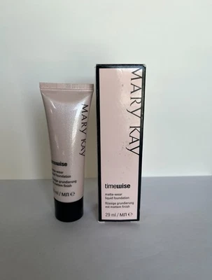 MARY KAY  Matte Wear Foundation IVORY 3. Discontinued. Expired. - Image 1 of 2