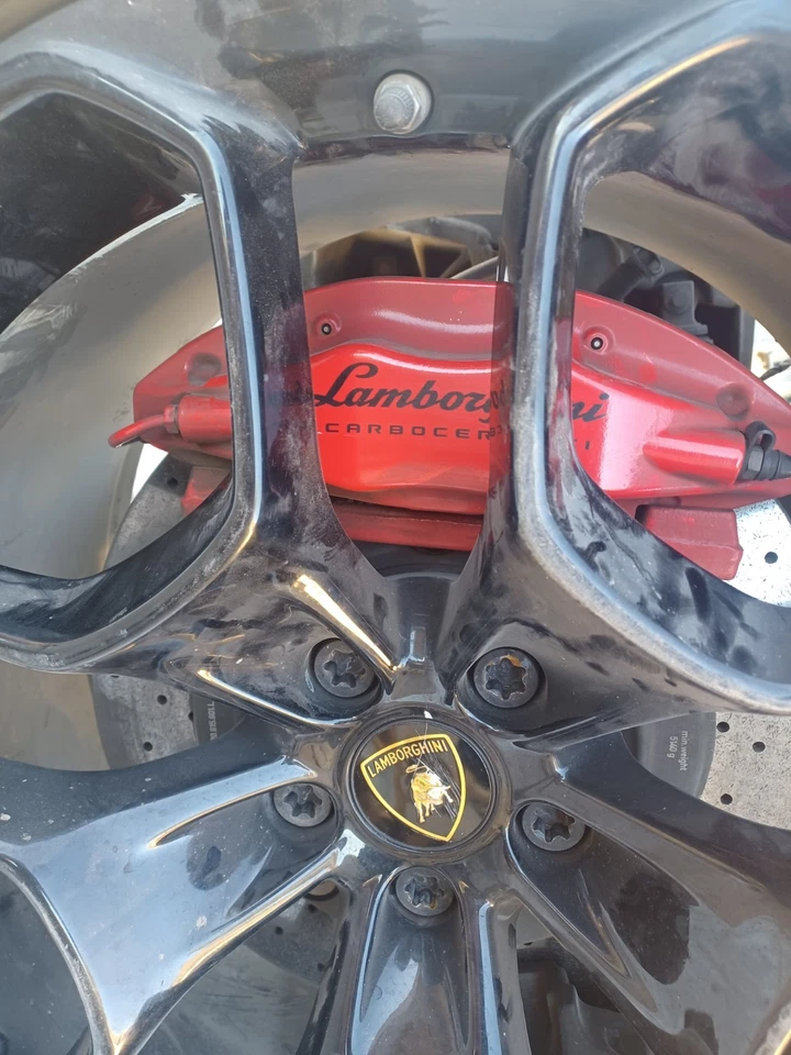 Lamborghini Huracan 2015 para piezas de reventa  Foto 1 de 4