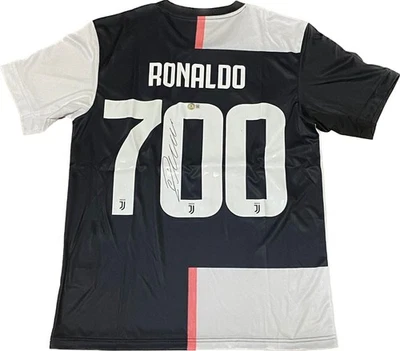 CRISTIANO RONALDO  SIGNED JUVENTUS 700 GOALS 2019-2022 JERSEY BECKETT COA RARE - Image 1 of 3