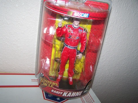 NASCAR WINNERS CIRCLE  KASEY KAHNE   ACTION FIGURE NIB Cover