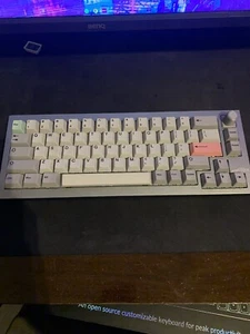 HK Gaming PBT Dye-sub Keycaps - Modern Dolch Light Clones - Picture 1 of 2