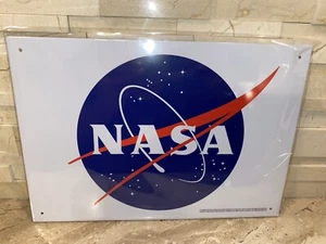 SIGNO METÁLICO NASA NUEVO - Imagen 1 de 3