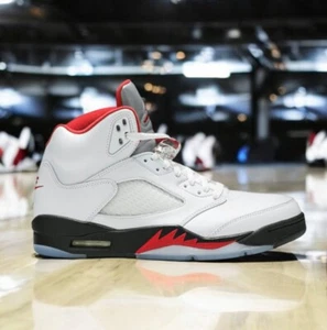 Herren Nike (US-Größe 16) Jordan 5 Retro Feuerrot Silber Basketballschuh DA1911 102 - Bild 1 von 15