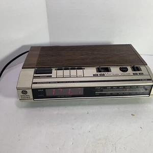 VTG General Electric GE Digital AM/FM Clock Radio 7-4634B Vintage Tested Read - Picture 1 of 15