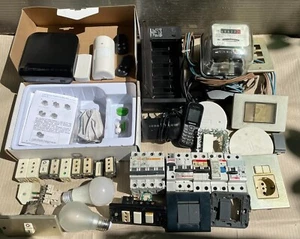 MATERIALE ELETTRICO ME-80 recupero per UTILIZZO RIVENDITA PREZZO da AFFARE! - Foto 1 di 7